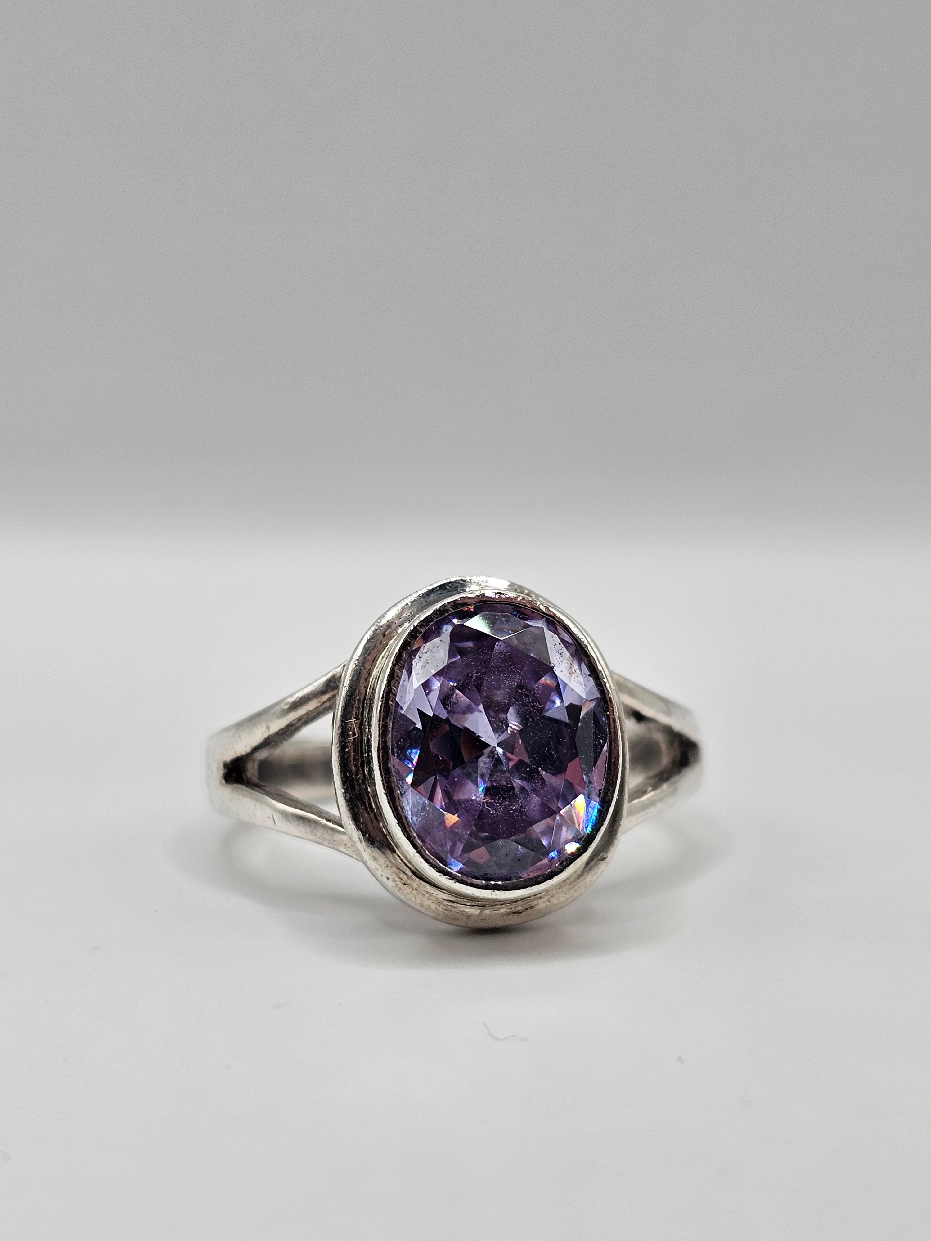 Silver Ring w Blueish Purple Stone